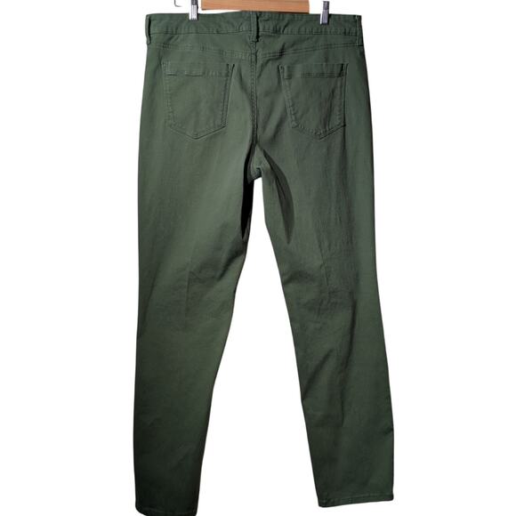 Bandolino 'Amy' Hidden Forest Cotton Stretch Straight Pant Womens' Size 16 - Picture 9 of 10